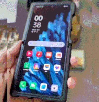 华为什么手机大屏
:疑似 OPPO Find N2 Flip 翻盖式折叠屏手机曝光，大面积副屏吸睛