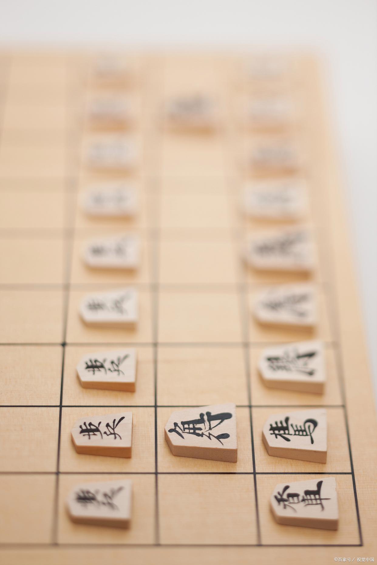 包含苹果版暗棋版军旗下载的词条